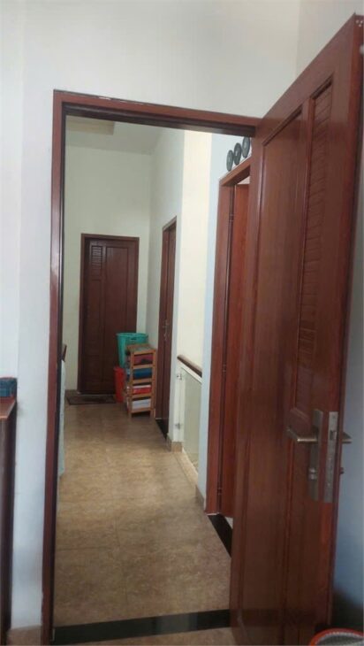 Chủ gấp lắm nhà đẹp vào ở ngay 2 tầng giá nhỉng 4,x tỷ ngay Linh Đông.