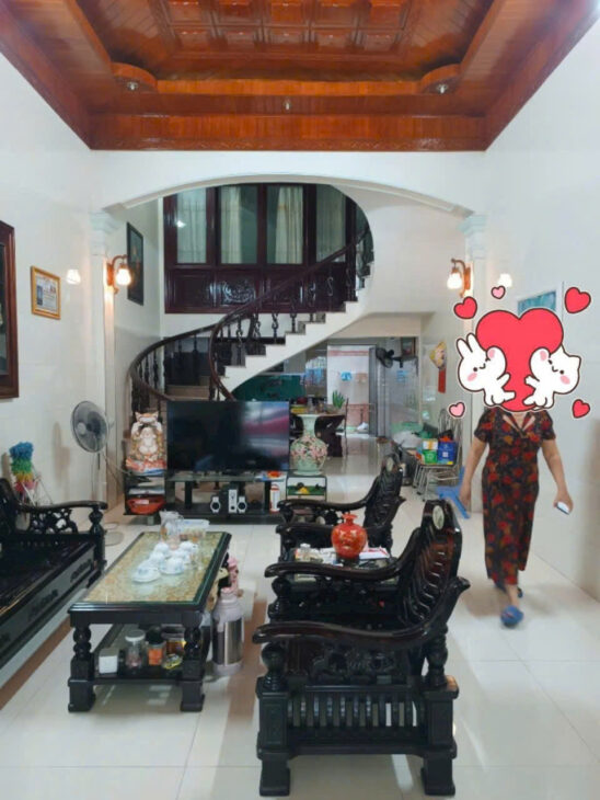 Bán nhà Văn Cao – Tô Vũ, 90m 4 tầng, đường 12m, giá 6.1 tỉ cực rẻ