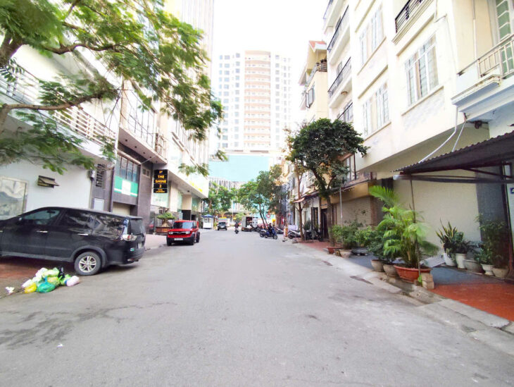 Nhà lô 22 Lê Hồng Phong vị trí bán hàng siêu đẹp, 60m 4 tầng, trục chính