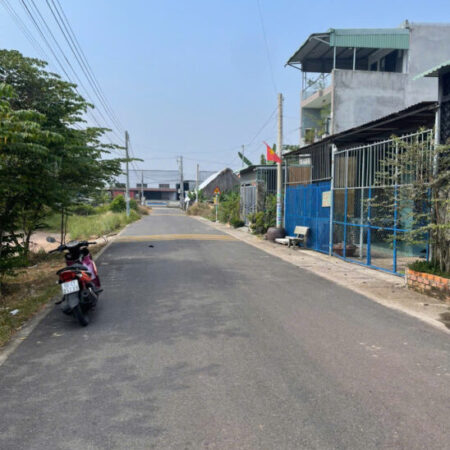 CHÍNH CHỦ BÁN GẤP LÔ ĐẤT ĐẸP NGAY TRUNG TÂM THỊ TRẤN TÂN BÌNH – BẮC TÂN UYÊN, BÌNH dương