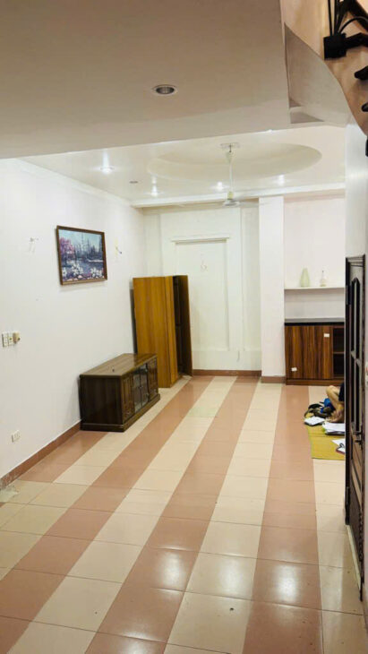 Trung Tâm Đống Đa – Phân Lô – Oto 4 Chỗ Đỗ Cửa – 10M OTo Tránh Đỗ Ngày Đêm – Ngõ Thông – Kinh Doanh