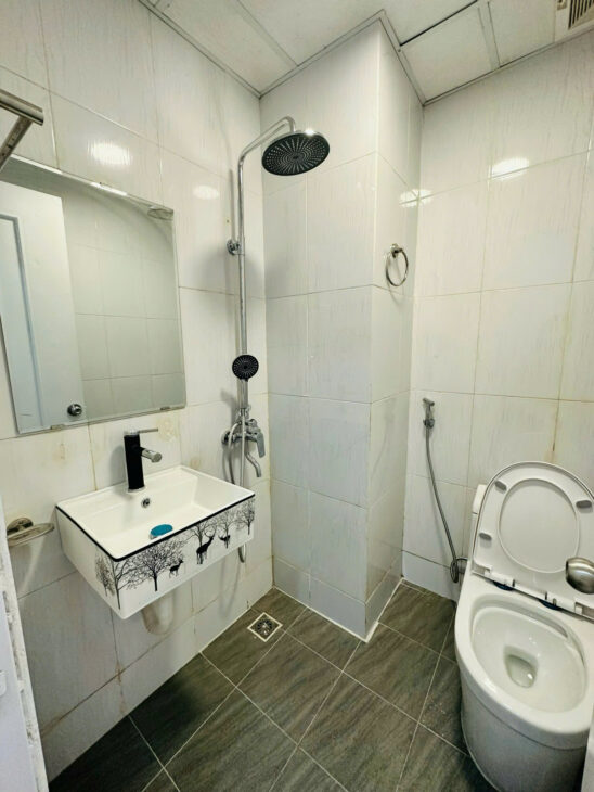 Bán căn hộ 2 ngủ HH Linh Đàm, Q. Hoàng Mai, full nội thất, hỗ trợ vay Ngân hàng, giá chỉ 2 tỷ 299