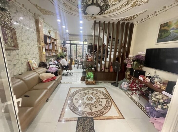 BÁN NHÀ 4 TẦNG NGANG 4.91M _ THIẾT KẾ SIÊU ĐẸP- HẺM KIAMONING HUỲNH TẤN PHÁT– QUẬN 7 – NHỈNH 7 TỶ