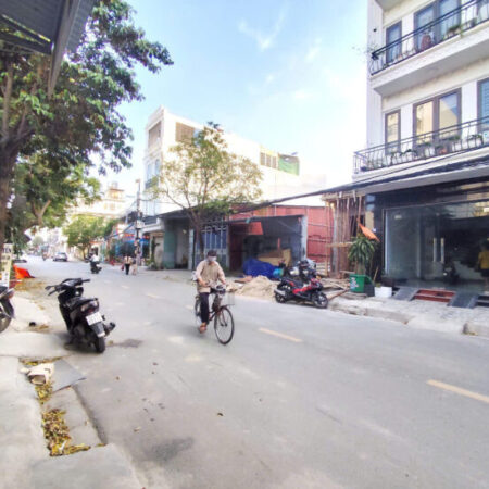 Đất mặt đường Khúc Hạo ( Khúc Thừa Dụ 2 ), giá rẻ nhất chỉ 60 tr/m siêu hiếm