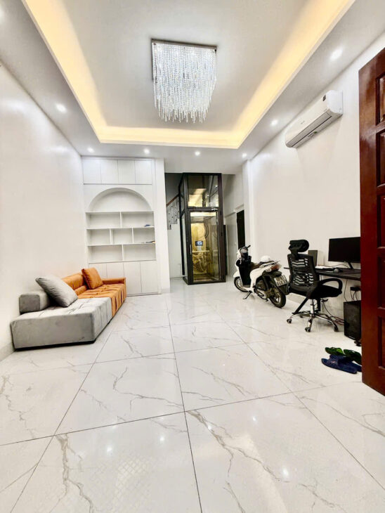 CHÍNH CHỦ NHỜ BÁN CĂN NHÀ TẠI PHỐ NGUYỄN CAO 50M 12 TỶ