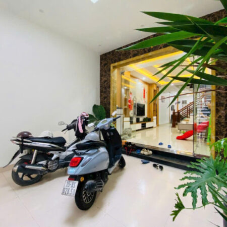 Bán nhà tuyến 2 Hoàng Ngọc Phách – Quán Nam, 84m 4 tầng độc lập, Giá 7.5 tỉ