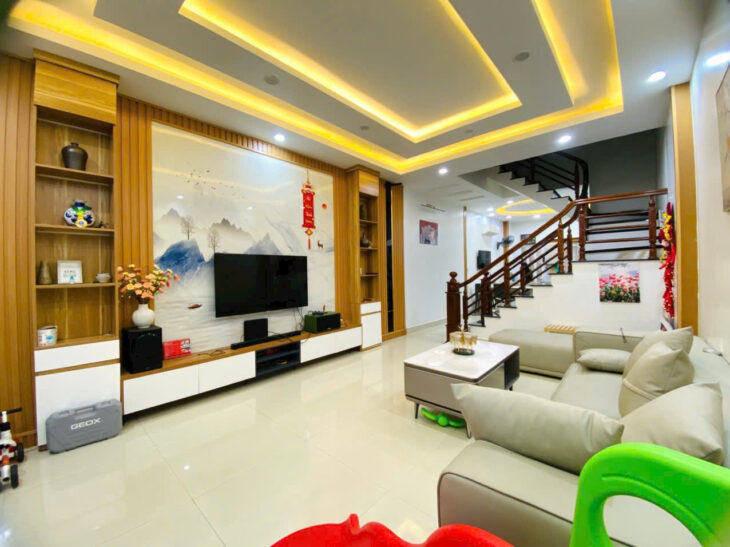 Bán nhà tuyến 2 Hoàng Ngọc Phách – Quán Nam, 84m 4 tầng độc lập, Giá 7.5 tỉ