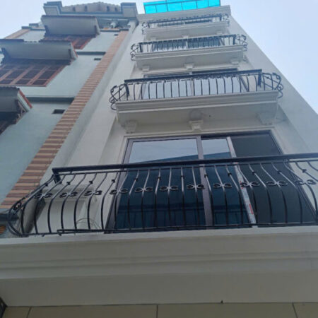 Nhà đẹp Xuân Phương 48.8m2-5 tầng, 2 thoáng NT đẹp, gần phố, giá 7.4tỷ