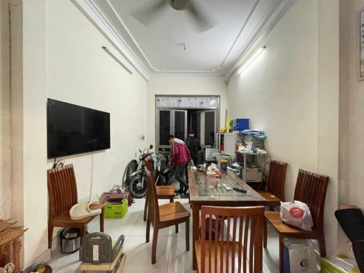 PHỐ CHỢ KHÂM THIÊN – 2 MẶT NGÕ MỞ CỬA – DT 33m2 4 tầng MT 3.7m Giá 7.3 tỷ