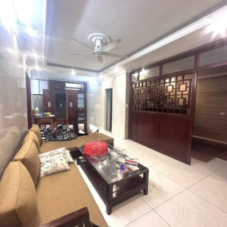 TẬP THỂ CÓ THANG MÁY – PHỐ VIP – TT QUẬN THANH XUÂN – LÔ GÓC – 4PN RỘNG-5.5TY. LH: 0982769586