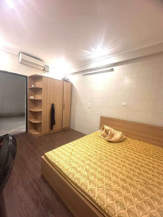 TẬP THỂ CÓ THANG MÁY – PHỐ VIP – TT QUẬN THANH XUÂN – LÔ GÓC – 4PN RỘNG-5.5TY. LH: 0982769586