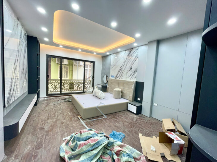 BÁN NHÀ NGUYỄN AN NINH – THANG MÁY – NỘI THẤT CAO CẤP – OTO ĐỖ CỔNG – 12.2 TỶ