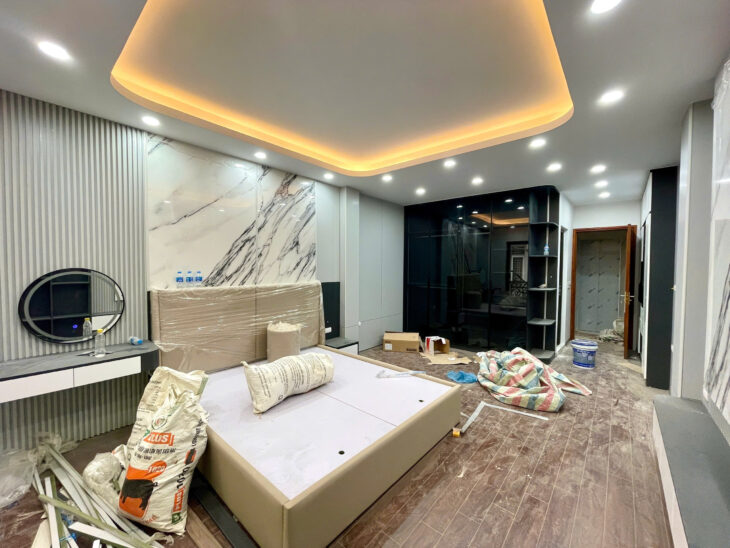 BÁN NHÀ NGUYỄN AN NINH – THANG MÁY – NỘI THẤT CAO CẤP – OTO ĐỖ CỔNG – 12.2 TỶ