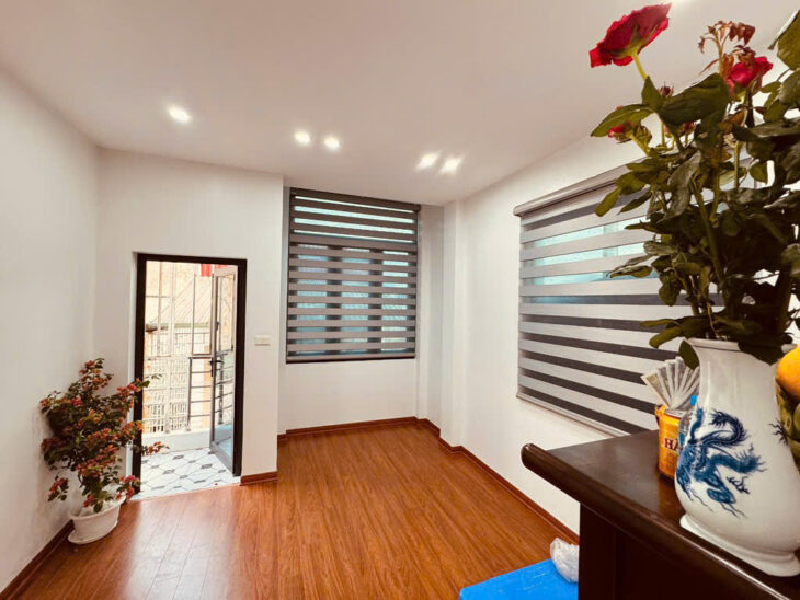 Nhà thoáng sáng ngõ 355 Xuân Đỉnh 30m 5 tầng 6,8 tỷ