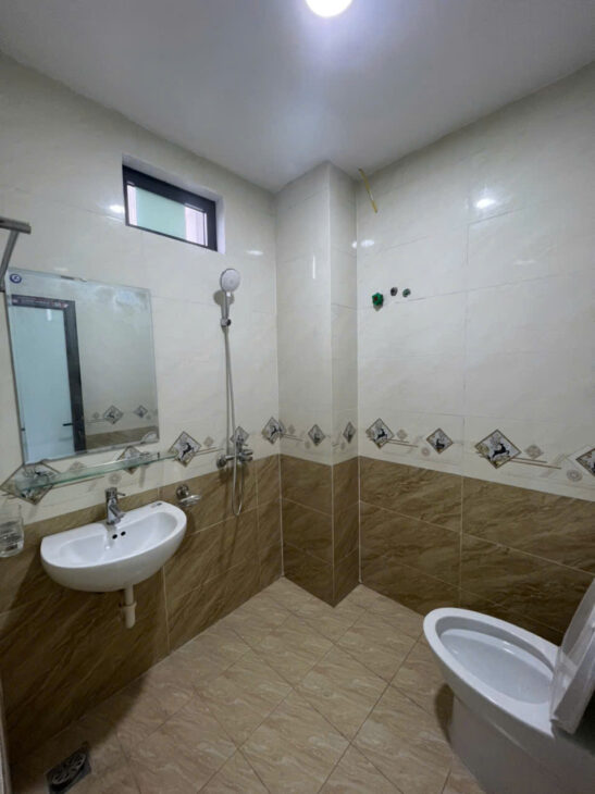 Cần Bán Nhà Lĩnh Nam 31m 5 Tầng 4 Phòng Xây Mới Giá 5.95Tỷ Sổ Chính Chủ