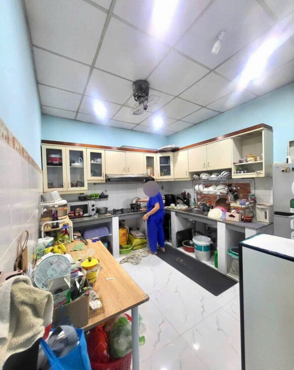 BÁN ĐẤT TẶNG NHÀ 80 M2– HẺM XE HƠI ĐƯỜNG LÊ VĂN TÁCH