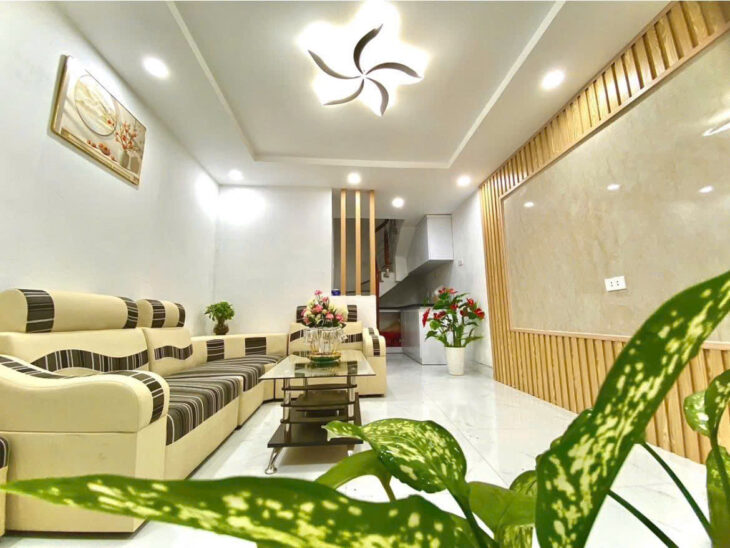 Nhà Đẹp Ngõ Văn Chương Full Nội Thất DT 21m2 4 tầng MT 3.2m Giá 5.380 tỷ