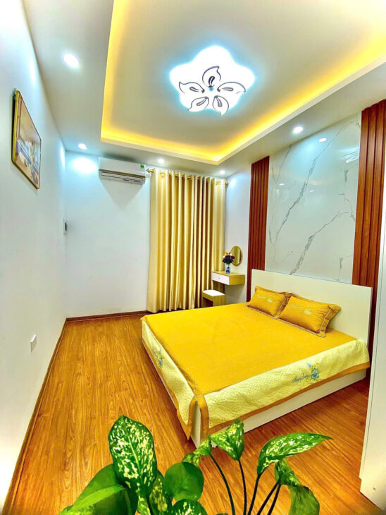 Nhà Đẹp Ngõ Văn Chương Full Nội Thất DT 21m2 4 tầng MT 3.2m Giá 5.380 tỷ