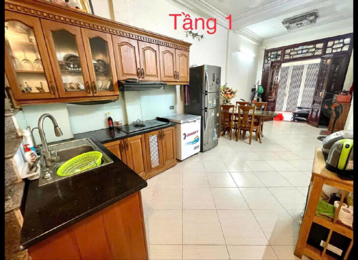 Nhà Hoàng Văn Thái- hơn 9 tỷ- 30m2- Ô TÔ QUA CỬA