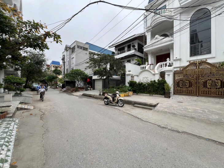 Nhà phân lô 193 Văn Cao, 60m 2 tầng, đường 12m, không lỗi lầm, Giá 4.99 tỉ