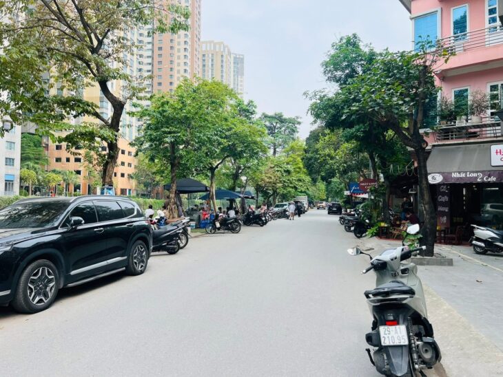 MẶT PHỐ NGUYỄN VĂN LỘC 23 TỶ KINH DOANH SẦM UẤT MẶT TIỀN 4.5M