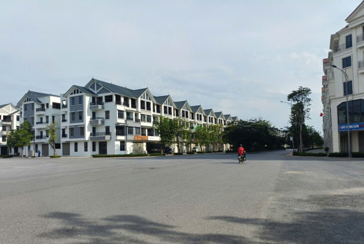 LK LÔ GÓC 150M 4 TẦNG MT25M, V.HÈ 8M, ĐẸP NHẤT HINODE ROYAL PARK!