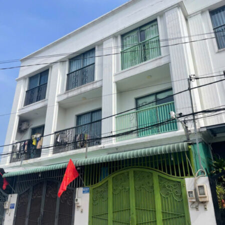 Bán nhà 3 tầng 4x15m giá 4,8 tỷ TL Đường 8m Thạnh Xuân 48
