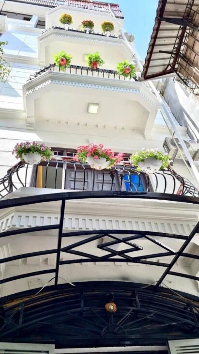 CĂN HỘ DÒNG TIỀN TÔN ĐỨC THẮNG 20M RA PHỐ GIÁ 14 TỶ MẶT TIỀN 8.3M