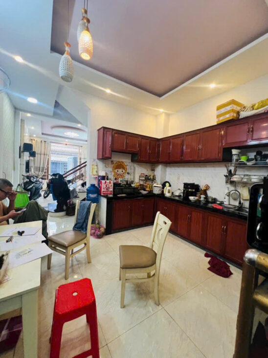 NHÀ PHỐ GÒ VẤP XE HƠI TỚI CỬA 52m2 (4❌13) GẦN CHỢ THẠCH ĐÀ GIÁ CHỈ 4 TỶ 45