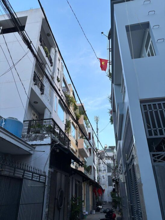 NHÀ PHỐ GÒ VẤP XE HƠI TỚI CỬA 52m2 (4❌13) GẦN CHỢ THẠCH ĐÀ GIÁ CHỈ 4 TỶ 45