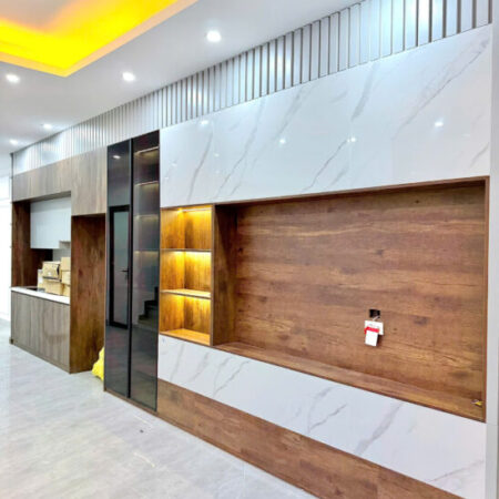 BÁN NHÀ ĐỨC DIỄN 35M2X5T,LÔ GÓC,Ô TÔ TRÁNH, BÃI XE Ô TÔ CÁCH NHÀ 100M,7 TỶ