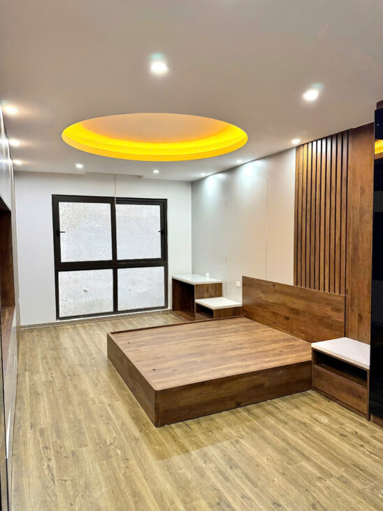 BÁN NHÀ ĐỨC DIỄN 35M2X5T,LÔ GÓC,Ô TÔ TRÁNH, BÃI XE Ô TÔ CÁCH NHÀ 100M,7 TỶ