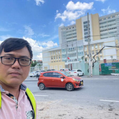 BÁN GẤP NHÀ MẶT TIỀN KINH DOANH CAO LỖ 28M2 GIÁ 2,2T