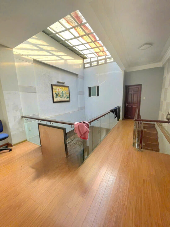 ✅ ✅ Nhà cho thuê gần Trường Cao Đẵng Điện Lực- tx 33 phường Thạnh Xuân quận 12 ???? Đường thông xe