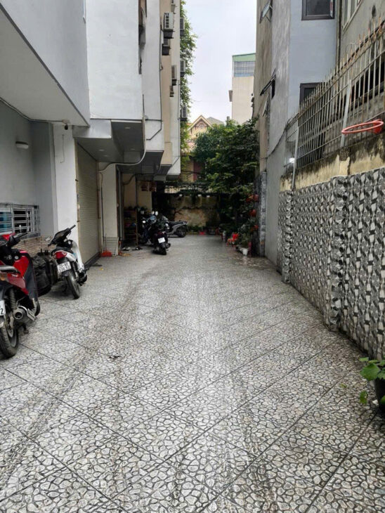 NHÀ ĐẸP ĐỊNH CÔNG THƯỢNG – Ô TÔ ĐỖ CỬA DT 39m2 5 tầng MT 4m Giá 10.6 tỷ