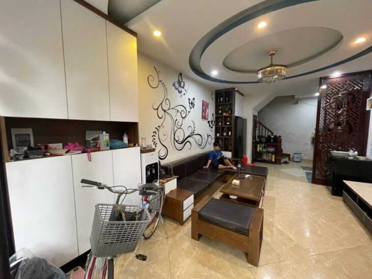 NHÀ ĐẸP ĐỊNH CÔNG THƯỢNG – Ô TÔ ĐỖ CỬA DT 39m2 5 tầng MT 4m Giá 10.6 tỷ