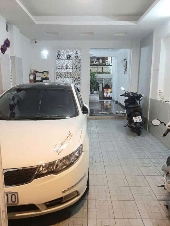 ☘☘☘NHÀ MỚI NỘI THẤT SANG CHẢNH (XE HƠI NGỦ TRONG NHÀ) – HẺM THẲNG 8M BƯỚC RA NGUYỄN OANG 100M – GẦN