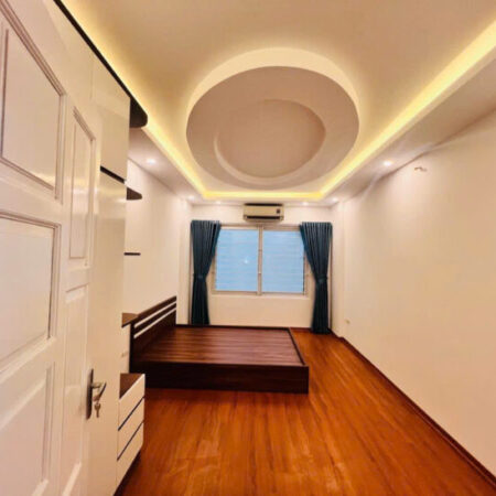 NHÀ TRẦN QUỐC VƯỢNG – 2 MẶT THOÁNG DT 30m2 5 tầng MT 3.5m Giá 7.68 tỷ