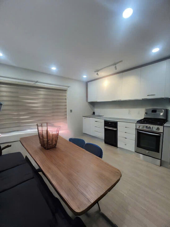 Nhà Mới 5 Tầng Cách Nặt Tiền 15M Hẻm Thẳng Xe Hơi Sổ Vuông 43m2 Gía 7,4 Tỷ Thương