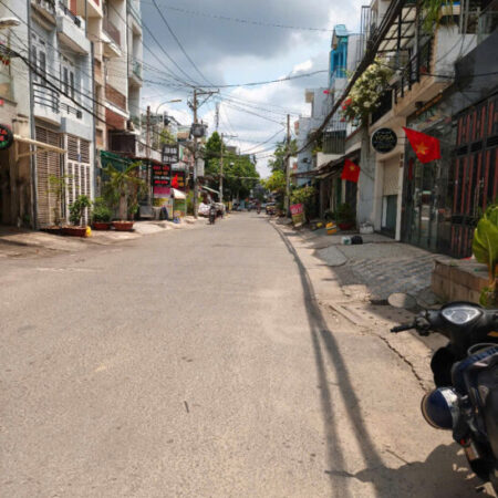 Nhà Mới 4 Tầng đang cho thuê làm vp 30tr/ tháng Cách mặt Tiền 15M Hẻm Thẳng Xe Hơi Sổ Vuông 98m2