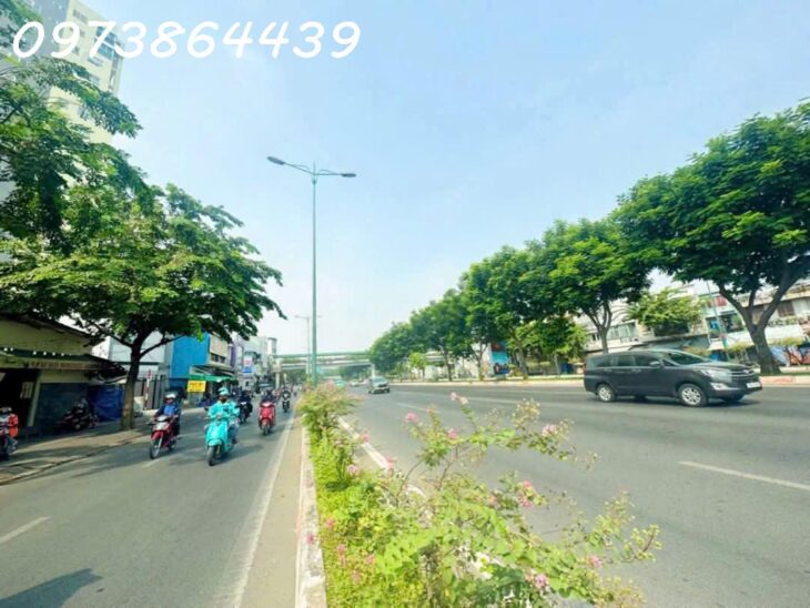 BÁN NHÀ MẶT TIỀN KINH DOANH PHẠM VĂN ĐỒNG – 4 TẦNG – NGANG 5M – 50 M2 , P.3, Gò Vấp – GIÁ 11,5 TỶ TL