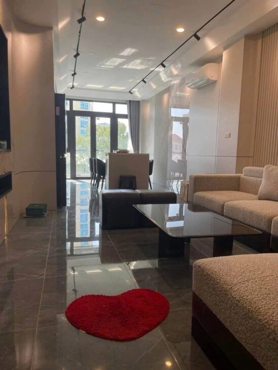 BÁN NHÀ MẶT PHỐ TRẦN DUY HƯNG – 98M², 8 TẦNG, THANG MÁY, SỔ ĐỎ HOA HẬU