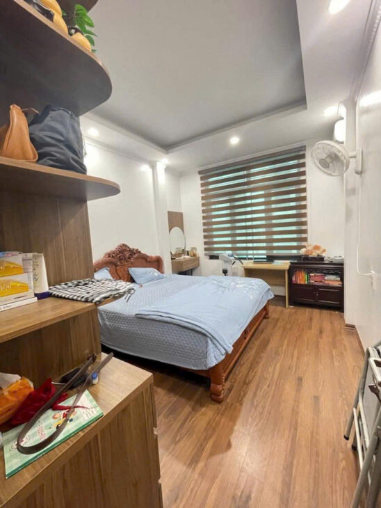 HOÀNG ĐẠO THÀNH Ô TÔ THANG MÁY KINH DOANH DT 32m² Giá: 10.99 tỷ