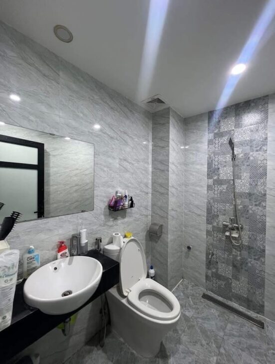 MẶT NGÕ KIM MÃ – 20M RA MẶT PHỐ – NGÕ ÔTÔ TRÁNH, ĐỖ NGÀY ĐÊM – GIÁ 18 TỶ