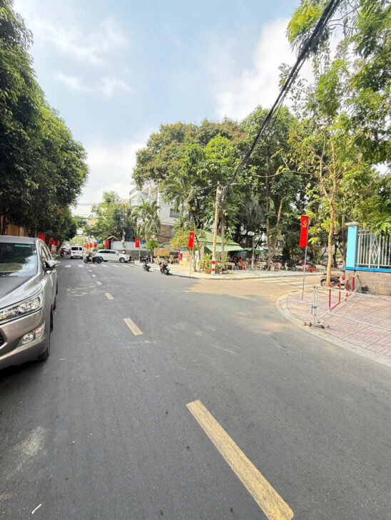CĂN NHÀ MẶT PHỐ LÊ SAO – PHÚ THẠNH – TÂN PHÚ: 4.1x19m ,75M2, 2 TẦNG, 3PN, GIÁ 9.2 TỶ TL