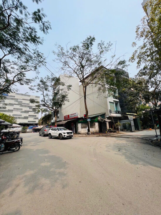 ???? NHÀ PHÂN LÔ – VỈA HÈ – Ô TÔ TRÁNH – KINH DOANH ĐỈNH- VĂN PHÚ – HÀ ĐÔNG