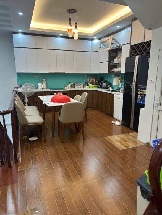 ???? NHÀ PHÂN LÔ – VỈA HÈ – Ô TÔ TRÁNH – KINH DOANH ĐỈNH- VĂN PHÚ – HÀ ĐÔNG