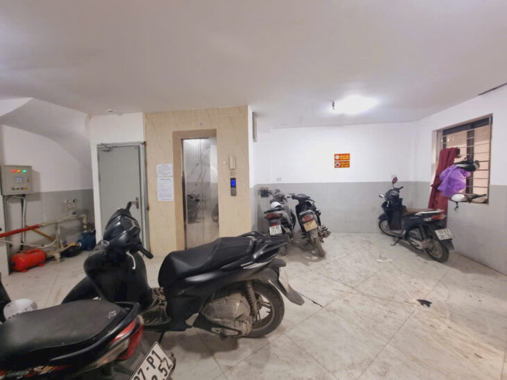 CHÍNH CHỦ CẦN BÁN TÒA CCMN MỚI ĐÉT – THANG MÁY HIỆN ĐẠI – 13 PHÒNG KHÉP KÍN FULL NỘI THẤT SANG XỊN
