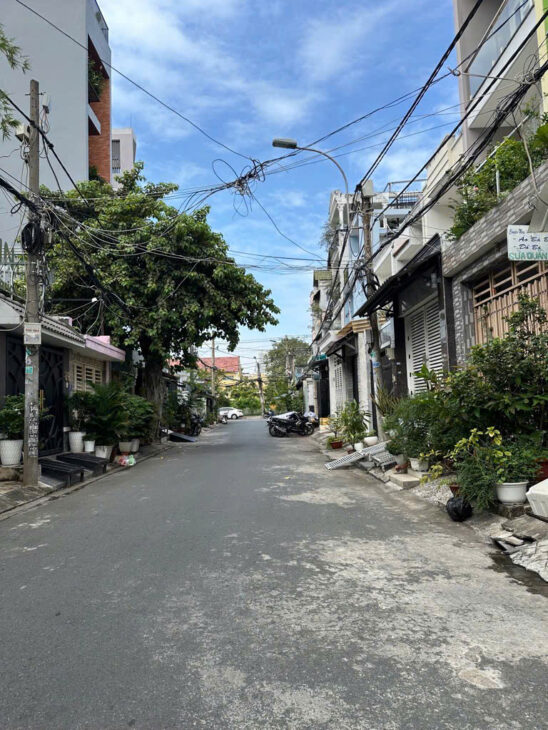 QUẬN 7 – PHƯỜNG TÂN KIỂNG. 240m2 – 7 PHÒNG – DÒNG TIỀN KHỦNG – NHỈNH 10T