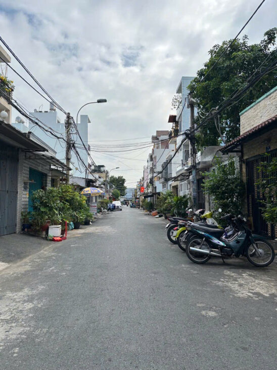 QUẬN 7 – PHƯỜNG TÂN KIỂNG. 240m2 – 7 PHÒNG – DÒNG TIỀN KHỦNG – NHỈNH 10T